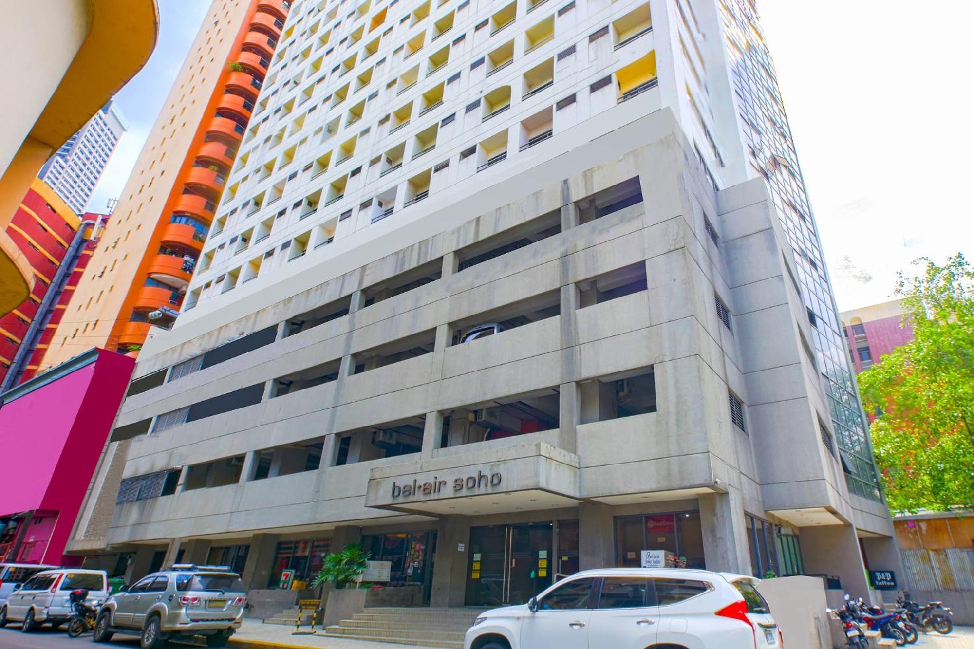 Oyo 769 Poblacion Suites Polaris San Pedro Makati Exterior foto