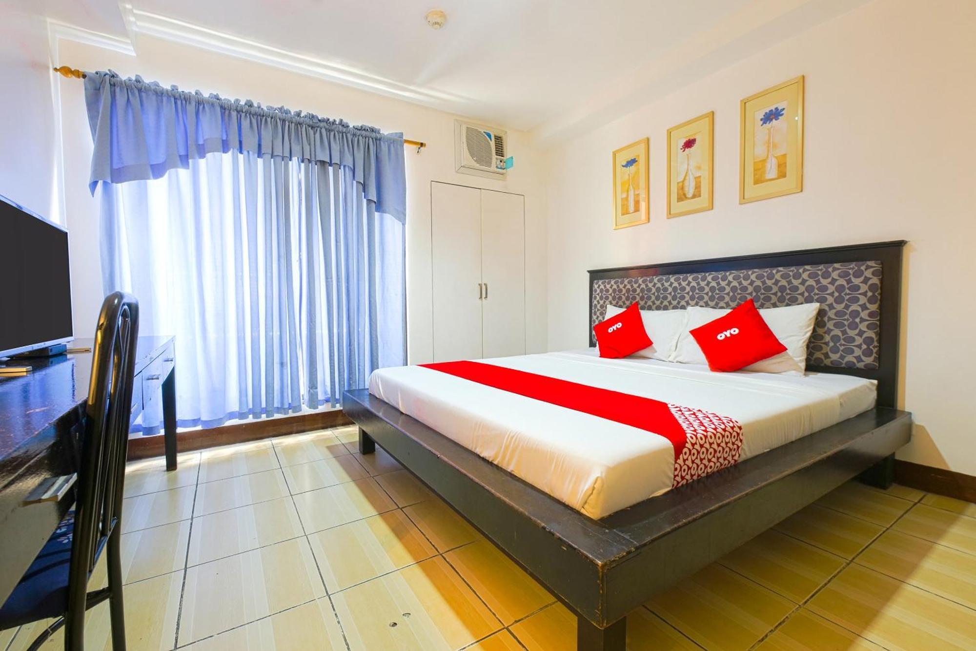 Oyo 769 Poblacion Suites Polaris San Pedro Makati Exterior foto